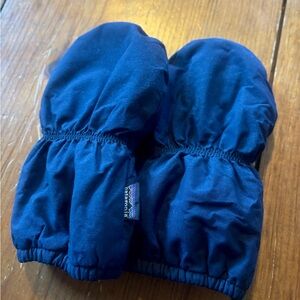 Patagonia Navy Baby Mitts size infant to 2T